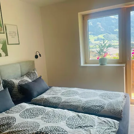 Haus Pfister * 卡顿巴赫