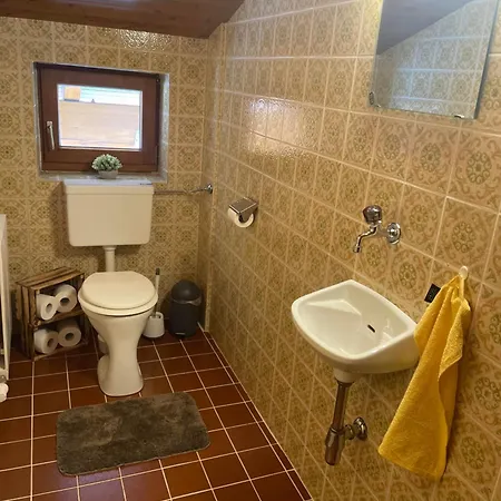 Haus Pfister * 卡顿巴赫